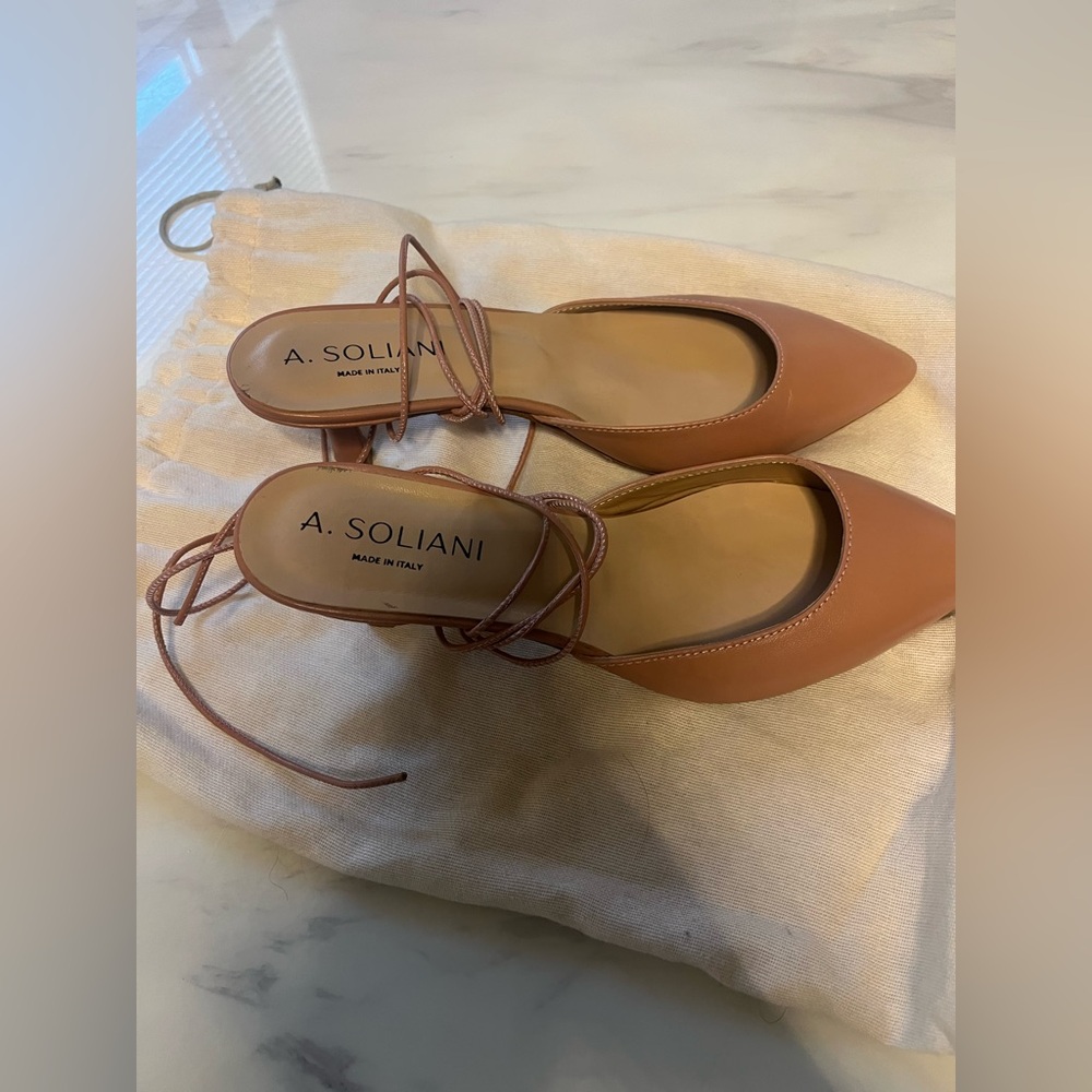 A.Soliani kitten heel leather mules
Size 37
Perfect condition